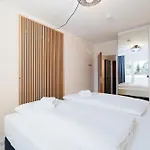 Solaris 8 Mit Balkon Und Moderner Einrichtung Grömitz
