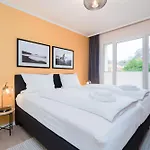 Appartamento Solaris 8 Mit Balkon Und Moderner Einrichtung
