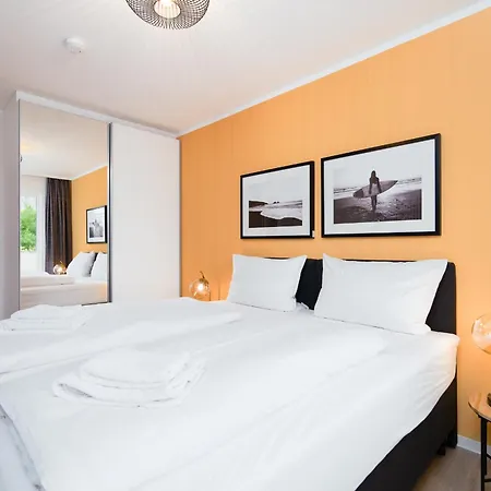 Solaris 8 Mit Balkon Und Moderner Einrichtung *