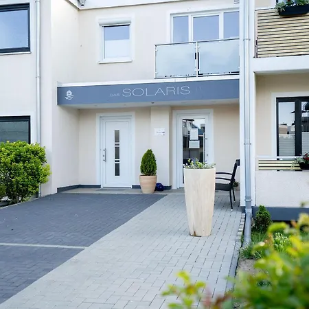 Solaris 8 Mit Balkon Und Moderner Einrichtung Apartment